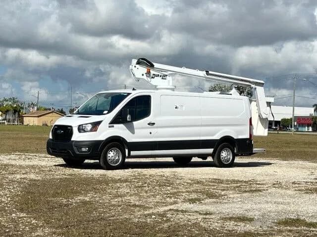 2026 Ford Transit 350 HD - Bucket