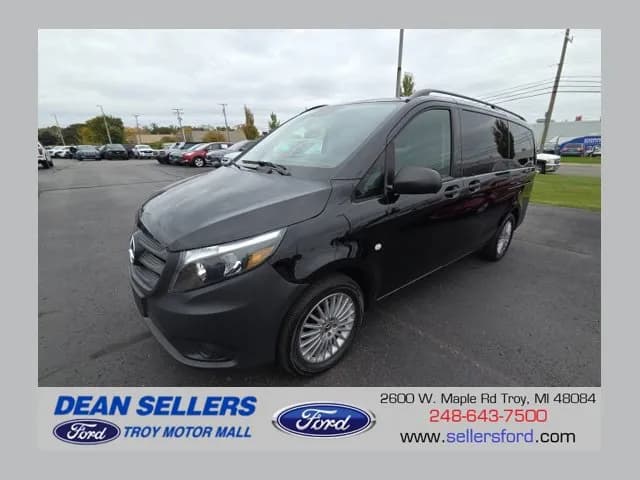 2021 Mercedes-Benz Metris Passenger - Vans