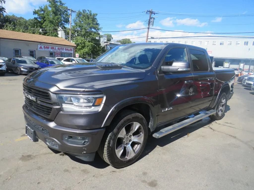 2019 Ram 1500 Laramie - Pickup