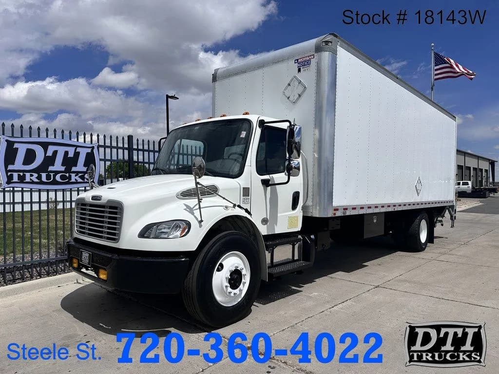 2020 Freightliner M2 106 - Box