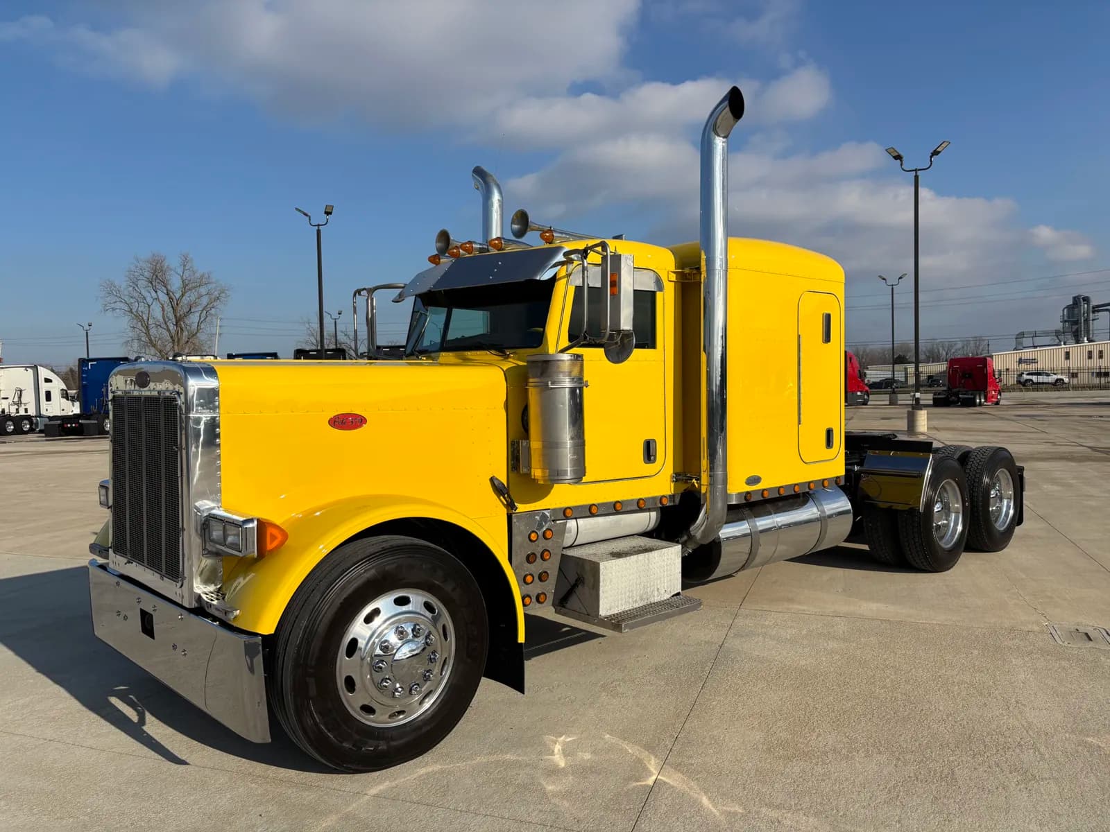 2005 Peterbilt 379 - Sleeper