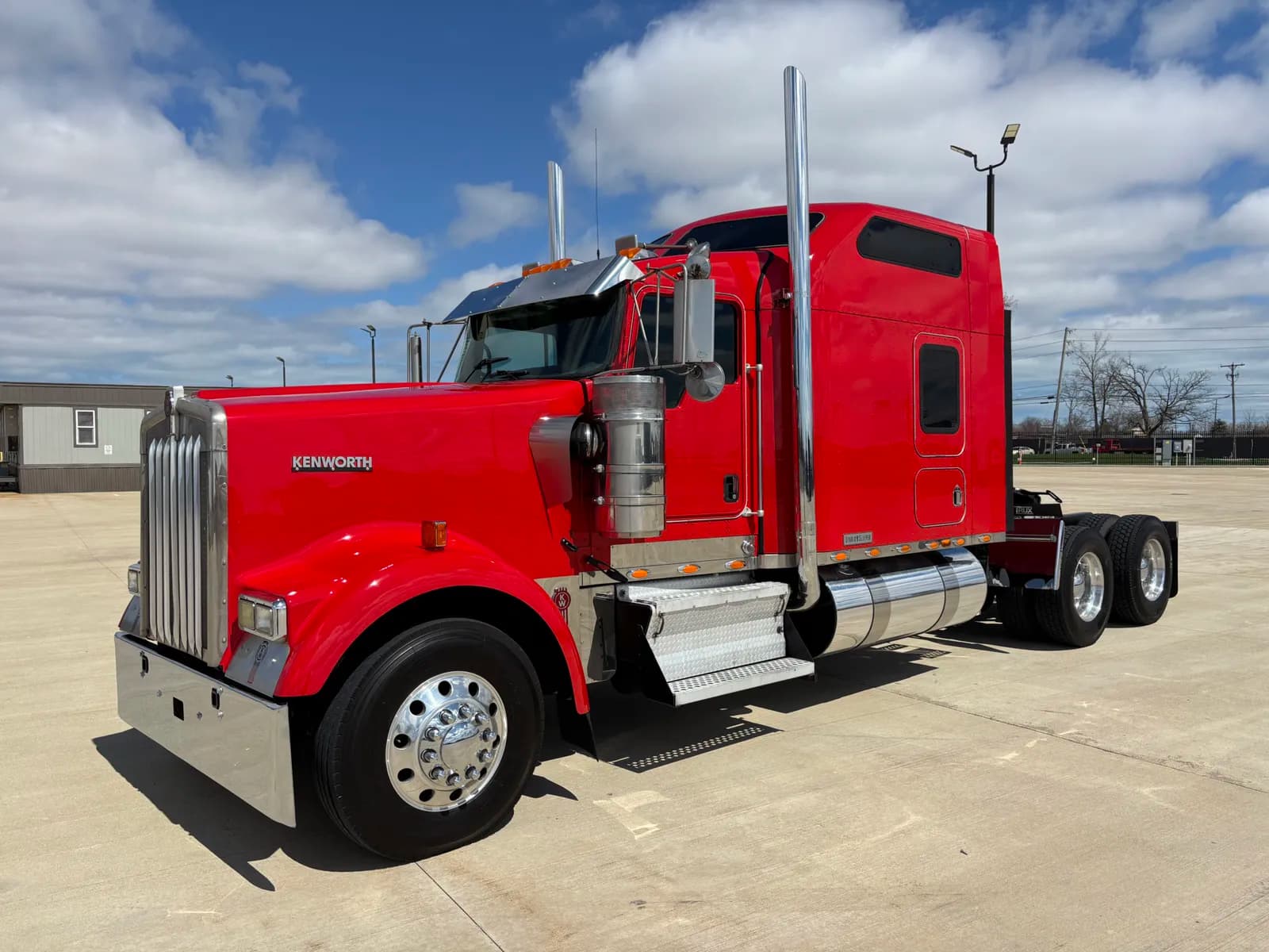 2006 Kenworth W900 - Sleeper