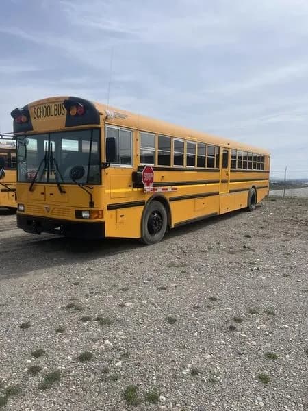 2015 IC Bus RE Series - Passenger Bus / Shuttle Bus / SUV