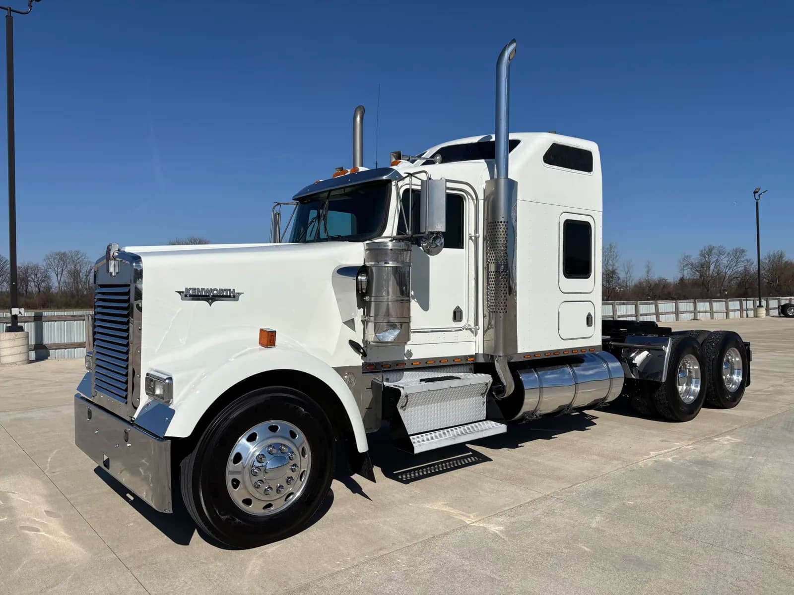 2000 Kenworth W900 - Sleeper
