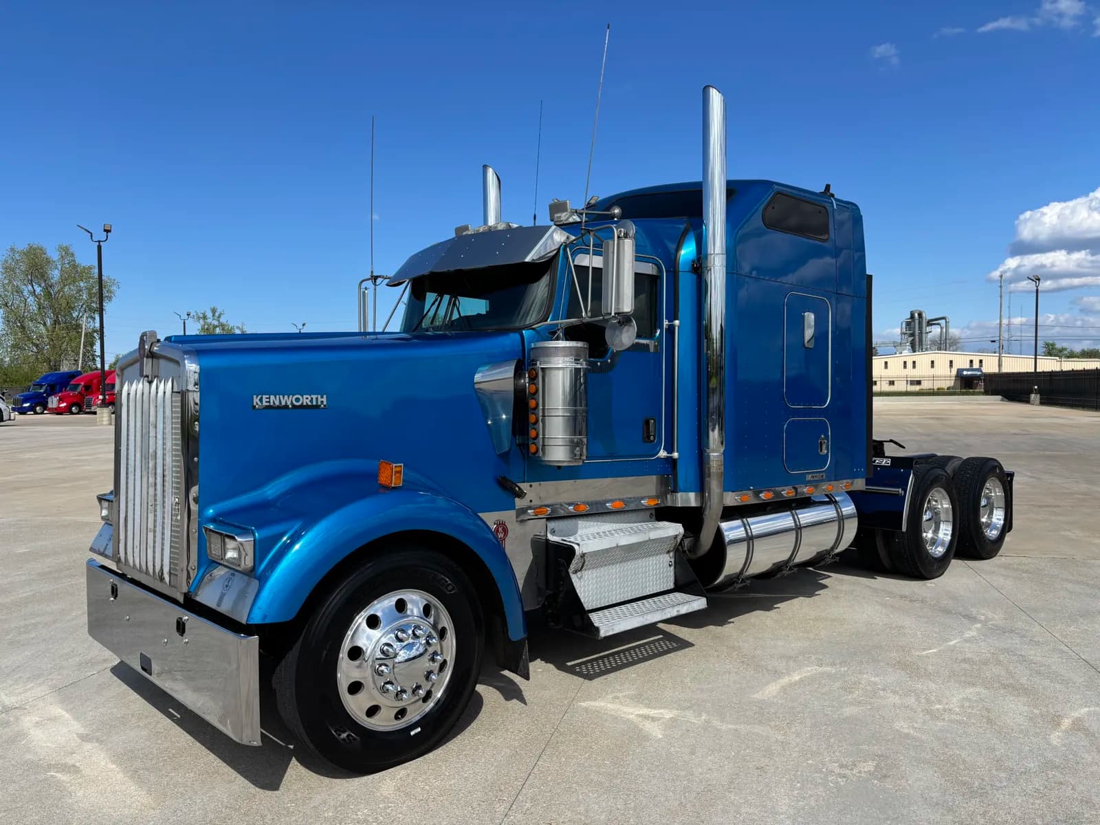 2003 Kenworth W900 - Sleeper