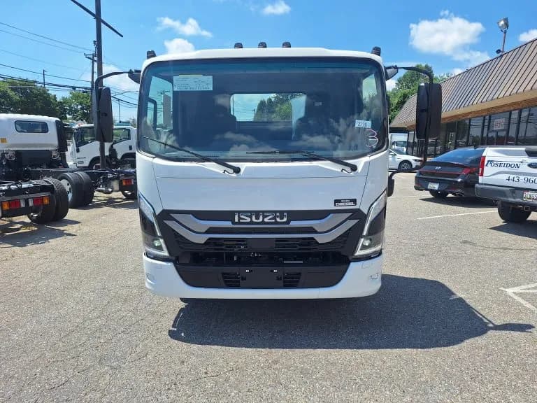 2025 Diesel NPR HD