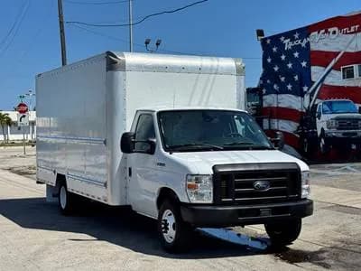 2022 Ford E-350SD - Box