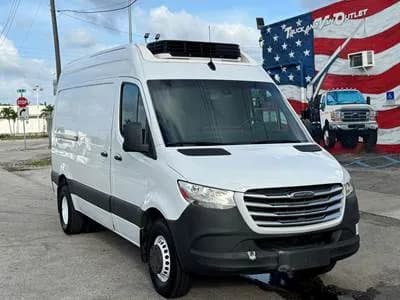 2019 Freightliner SPRINTER 3500 - Refrigerated