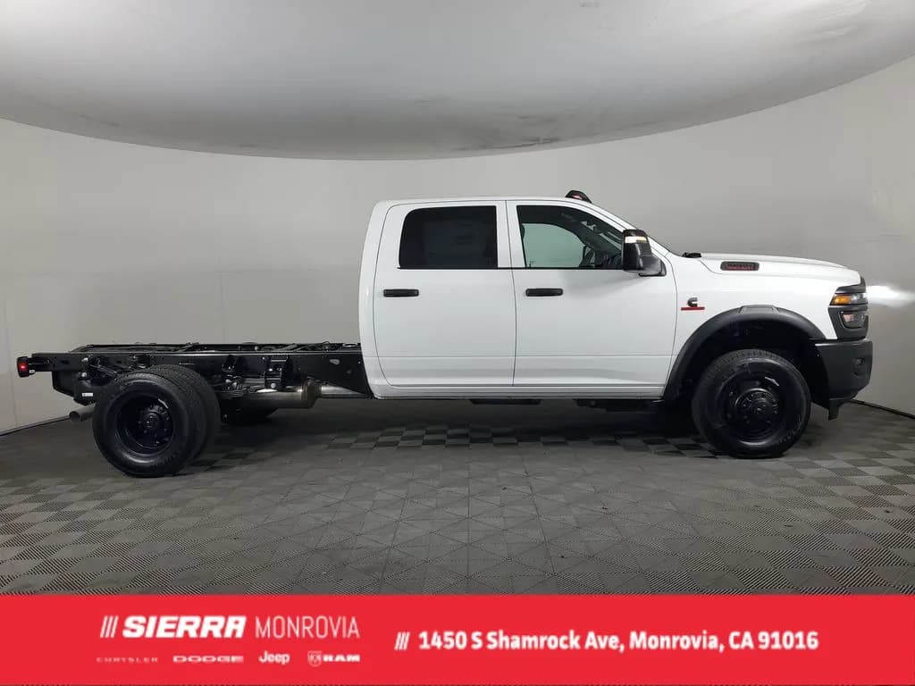 2026 Ram 3500 Crew Cab - Chassis