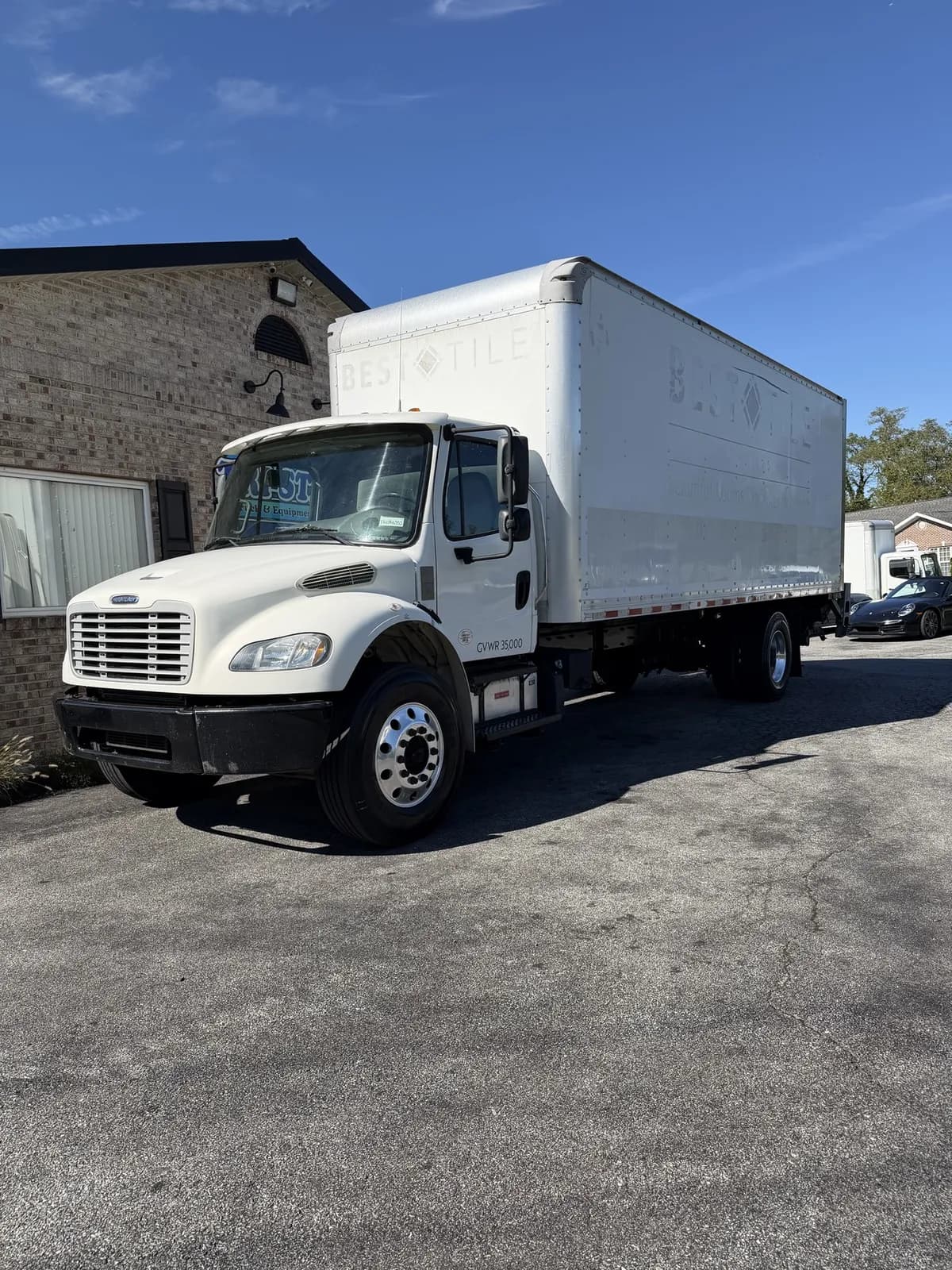 2019 Freightliner M2 - Box