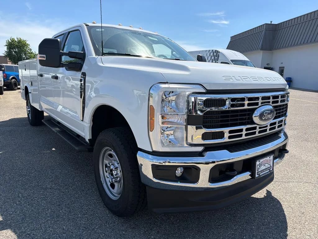 2026 Ford F-350 Crew Cab - Chassis