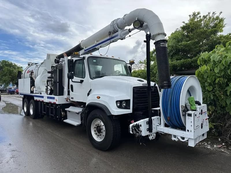 2015 Freightliner 114SD