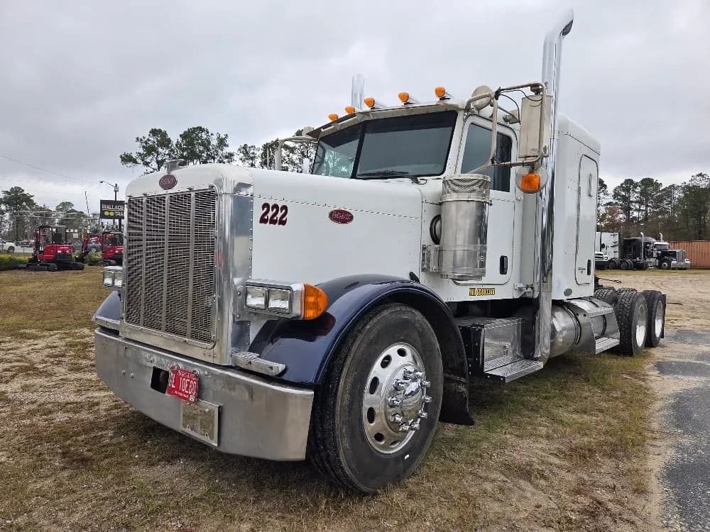 2006 Peterbilt 379 - Sleeper