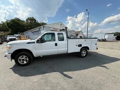 2011 Ford F-350 Extended Cab Mechanic / - Service