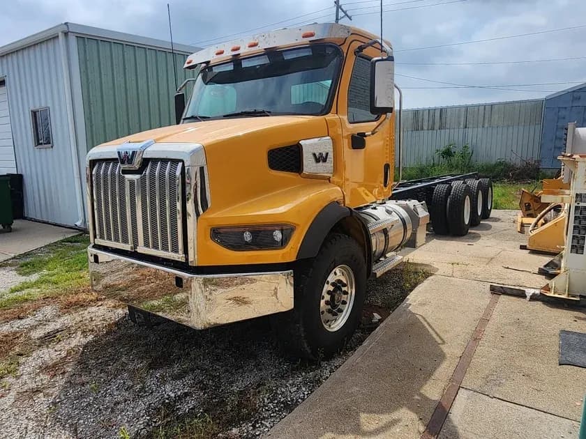 2023 Western Star 47X :