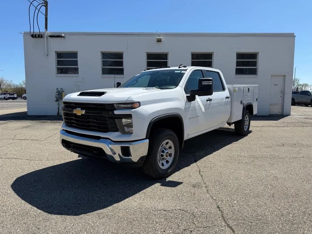 2026 Chevrolet Silverado 3500 Crew Cab - Service