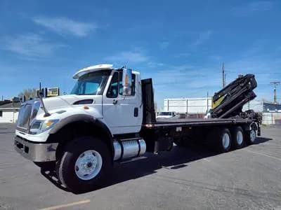 2026 International WorkStar 7600 24' - Crane