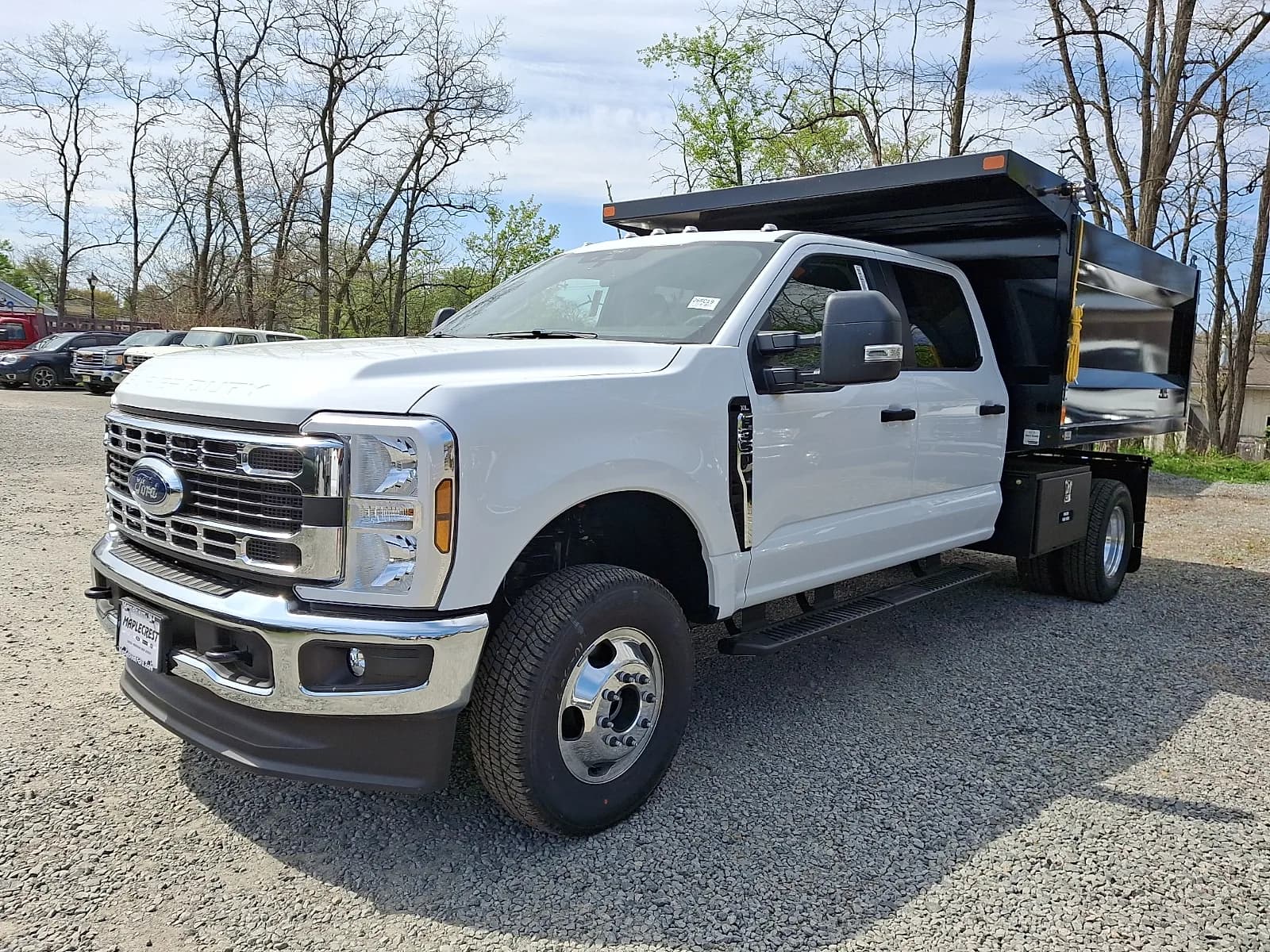 2026 Ford F-350 Crew Cab - Dump