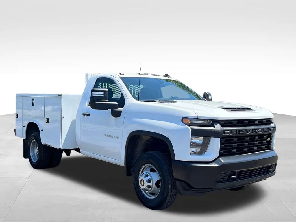 2021 Chevrolet Silverado 3500 - Service