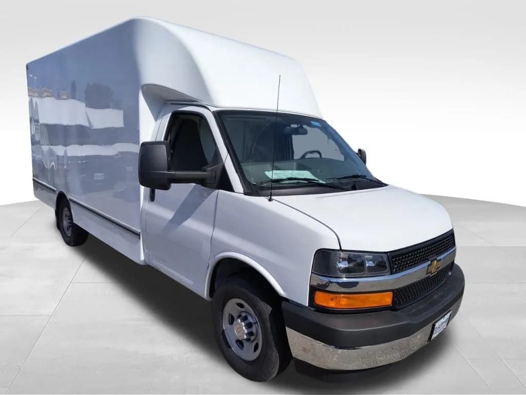 2026 Chevrolet Express 3500 - Box