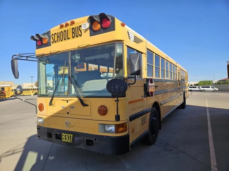 2004 Ic RE 4 - Passenger Bus / Shuttle Bus / SUV