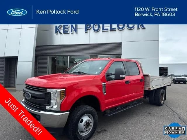 2019 Ford F-350 Crew Cab - Flatbed
