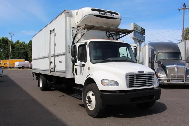 2019 Freightliner M2 106