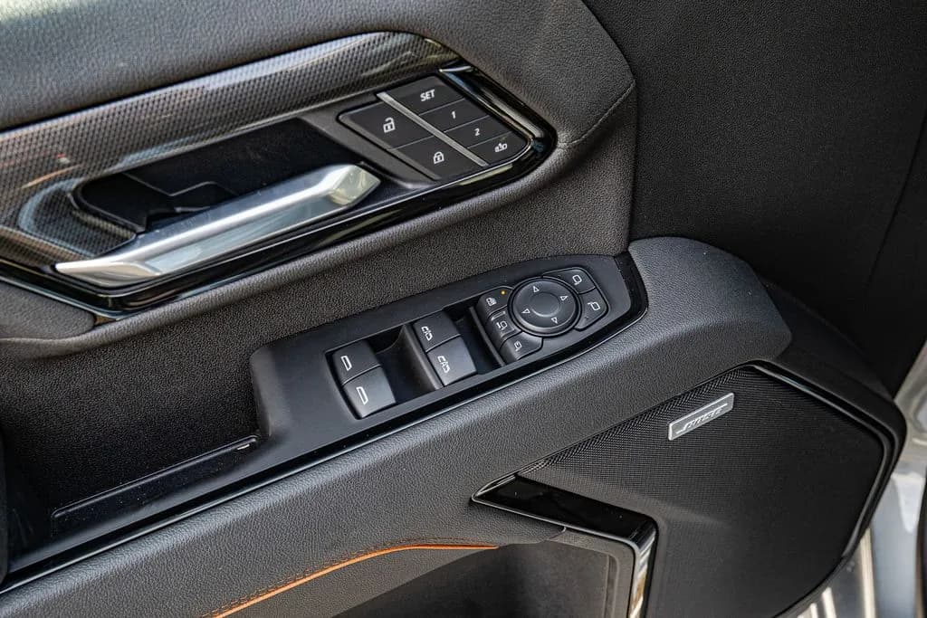 2025 GMC Sierra 3500 HD AT4 - Pickup
