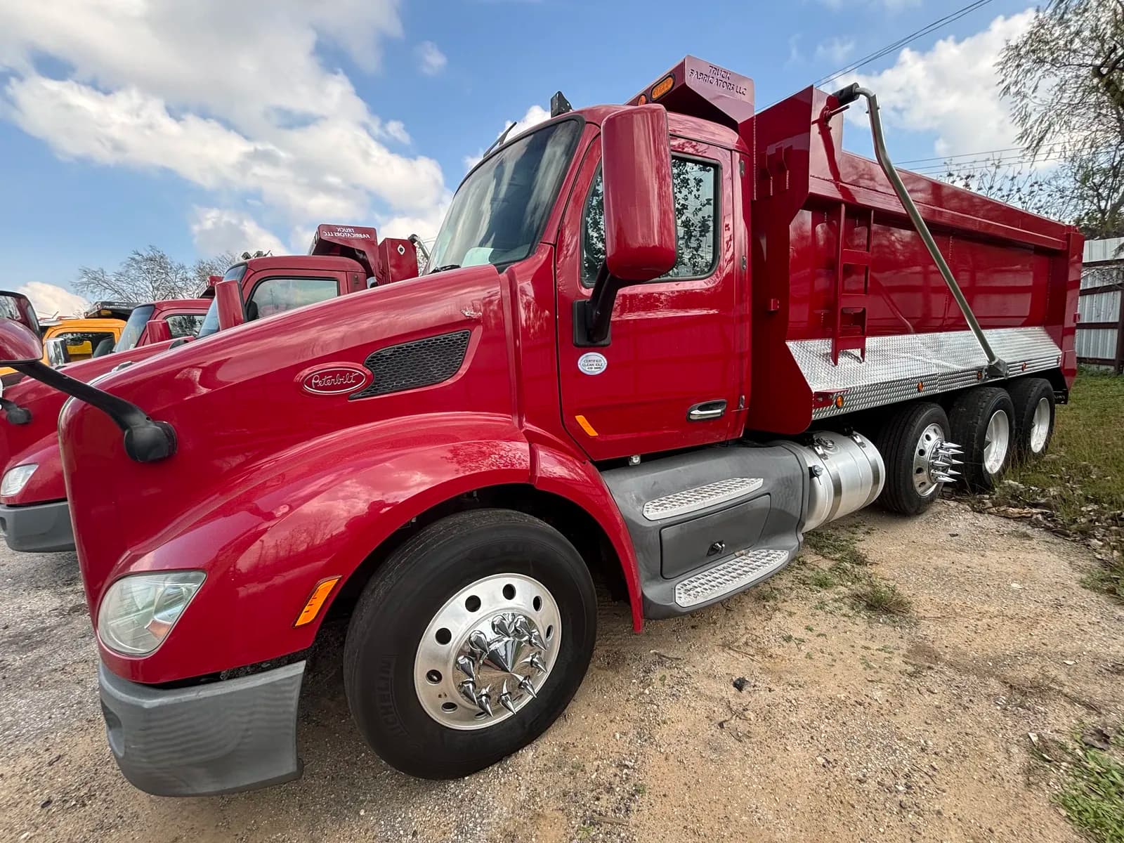 2017 My Fleet Tri-Axle - Dump