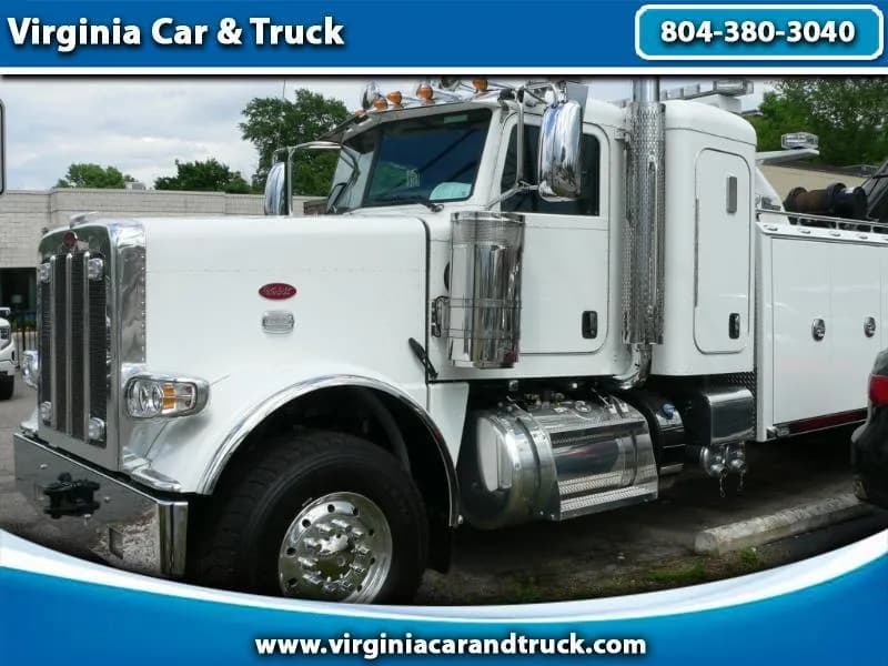 2024 Peterbilt 589