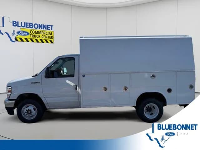 2026 Ford E-350 - Service