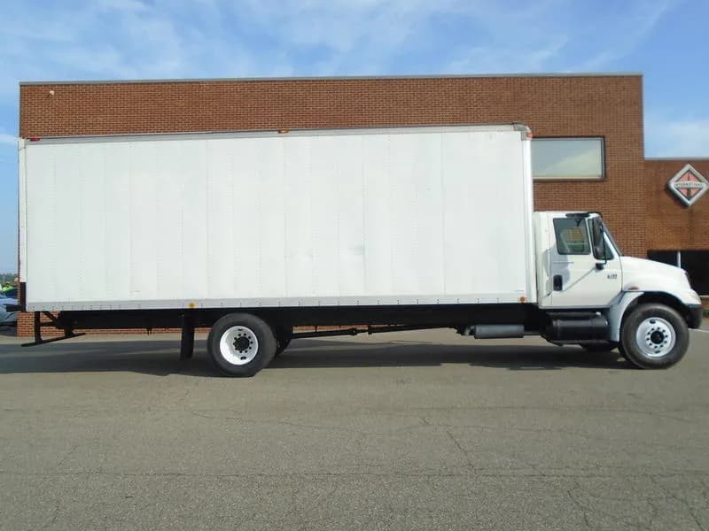 2005 International 4300