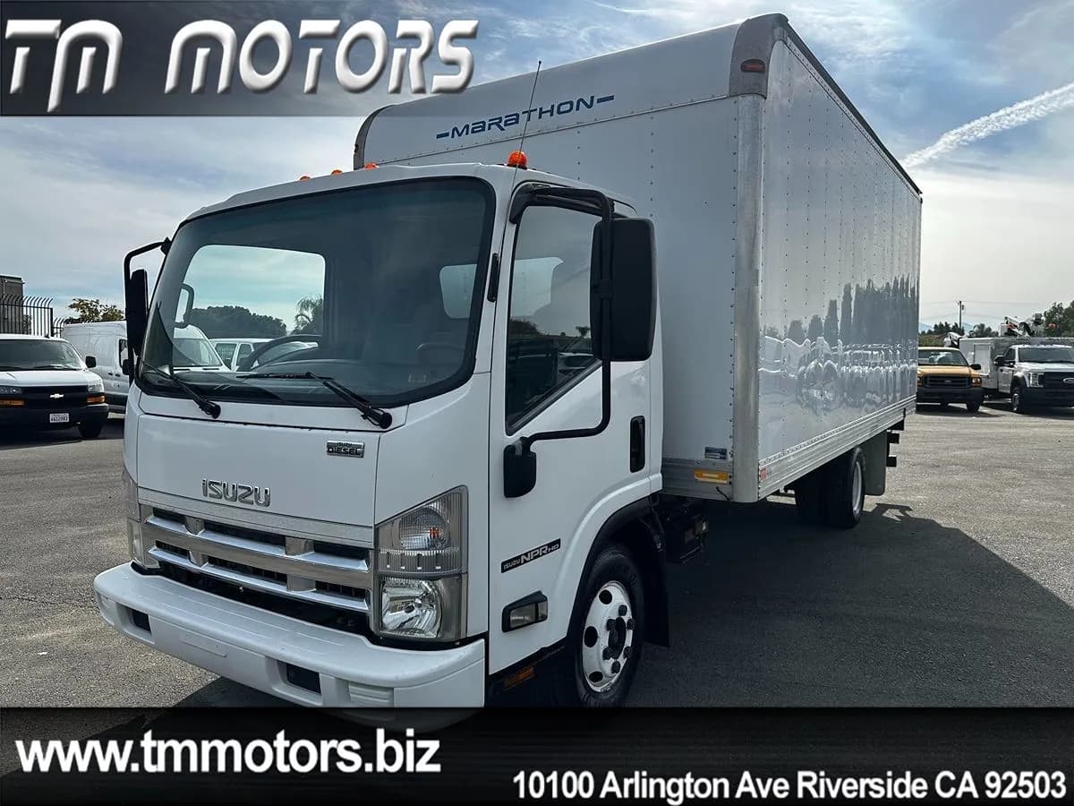 2008 Isuzu NPR HD DSL Boxed Truck - Pickup