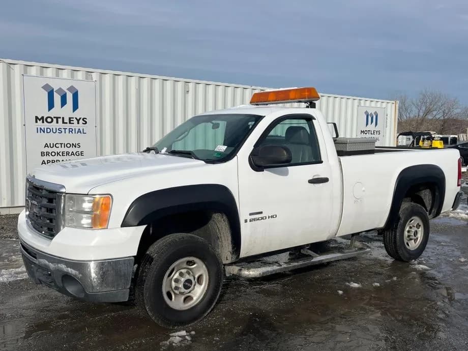 2008 GMC Sierra 2500HD Pickup Truck - Pickup