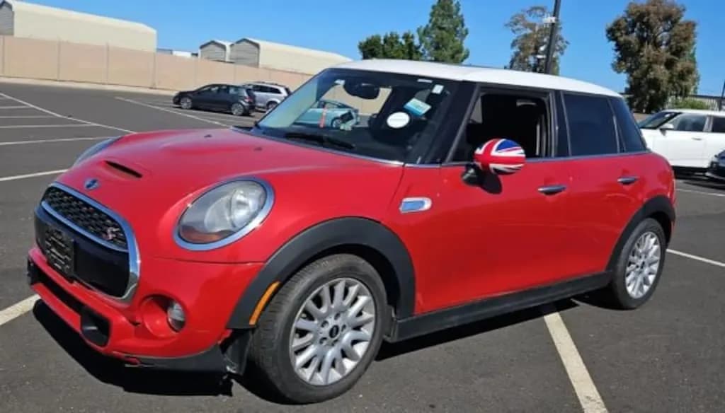 2016 MINICooper Hardtop 4 Door
