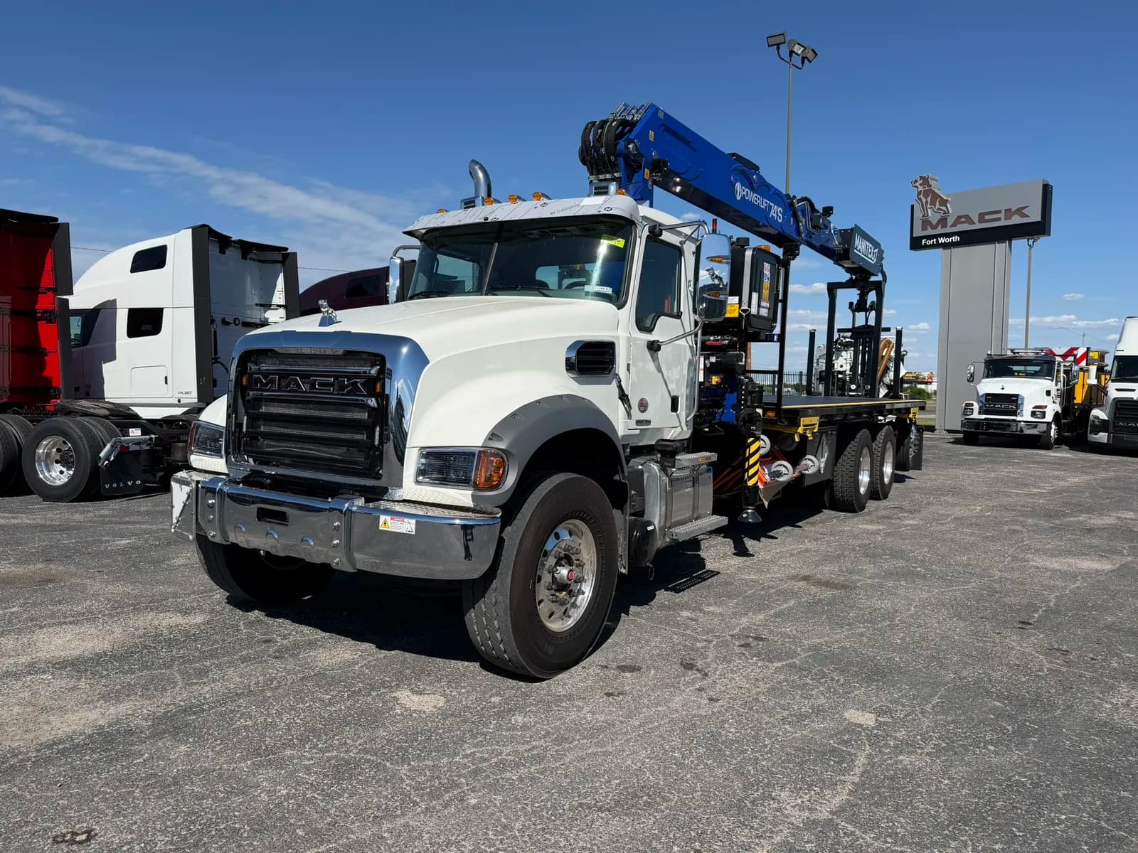 2026 Mack GR64F - Crane