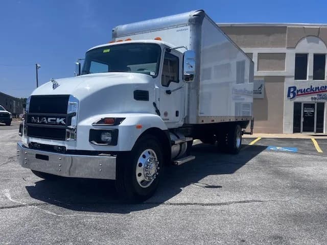 2025 Mack MD6 - Box