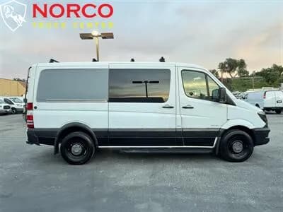 2016 Mercedes-Benz Sprinter 2500 8 Passenger - Vans