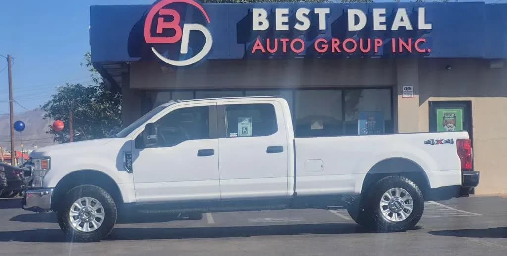 2020 Ford F350 Super Duty Crew Cab - Pickup