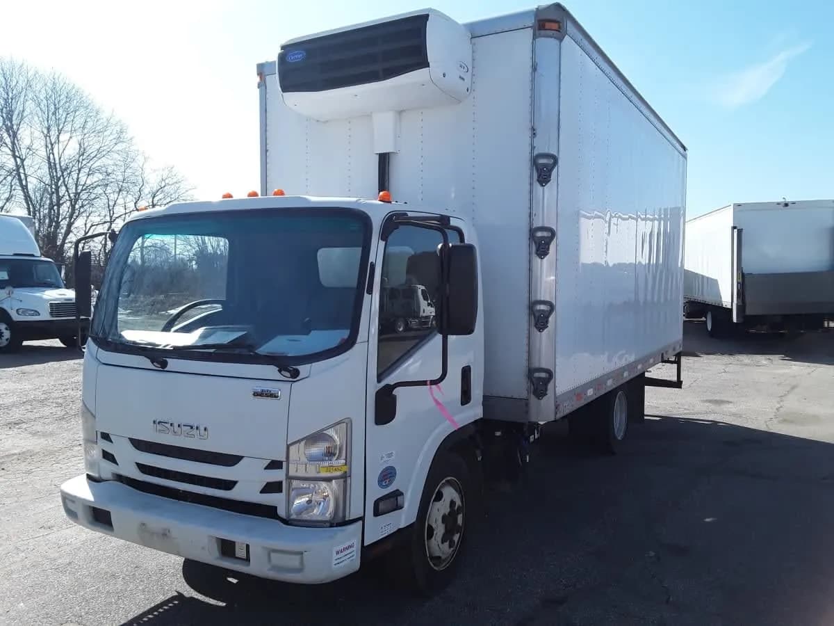 2018 Isuzu NRR - Refrigerated