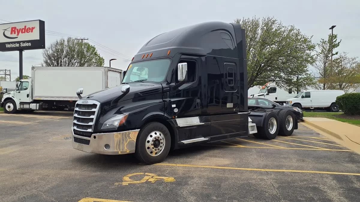 2021 Freightliner NEW - Box