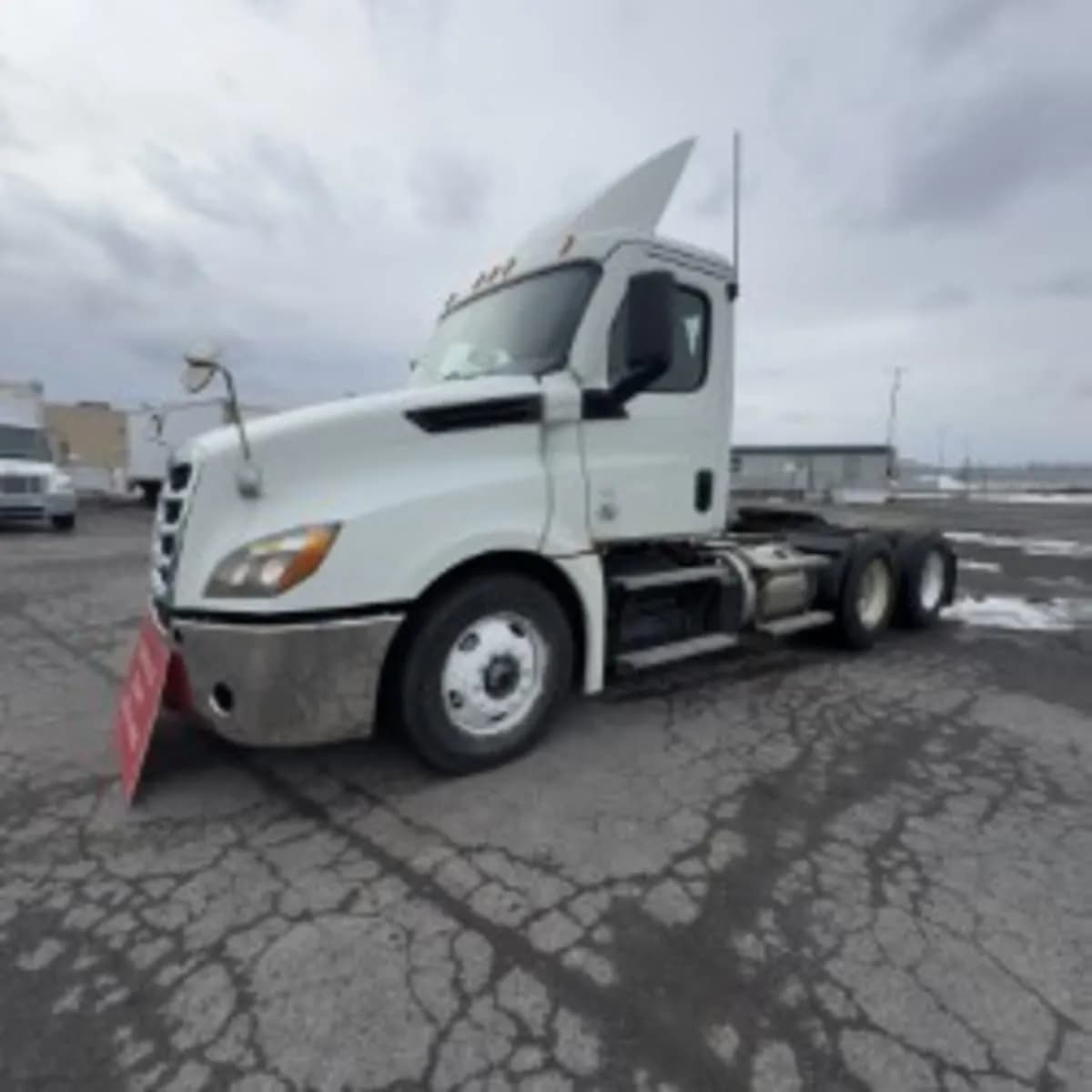 2021 Freightliner NEW - Day Cab