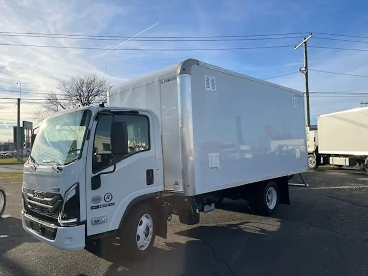 2025 Isuzu NPRXD