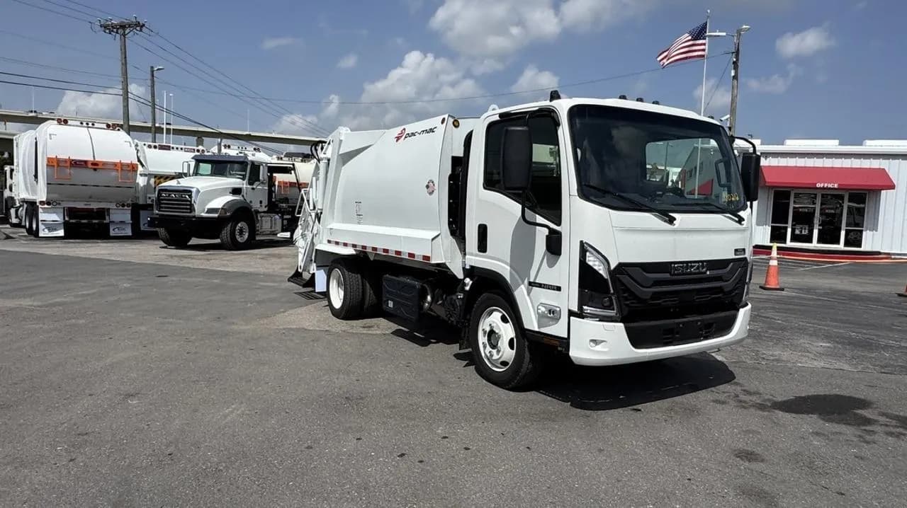 2026 Isuzu NRR - Garbage