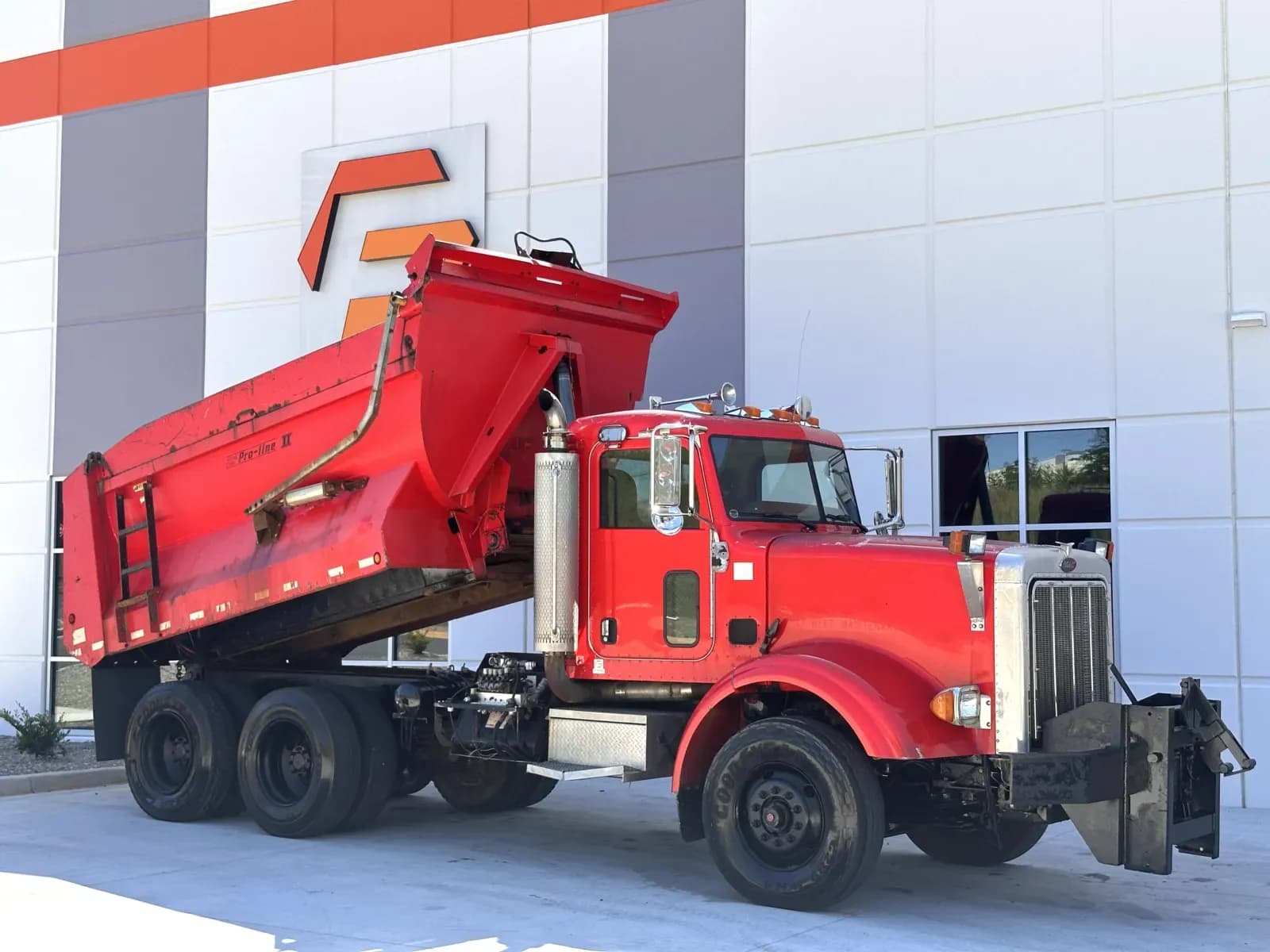 2007 Peterbilt 357 - Dump