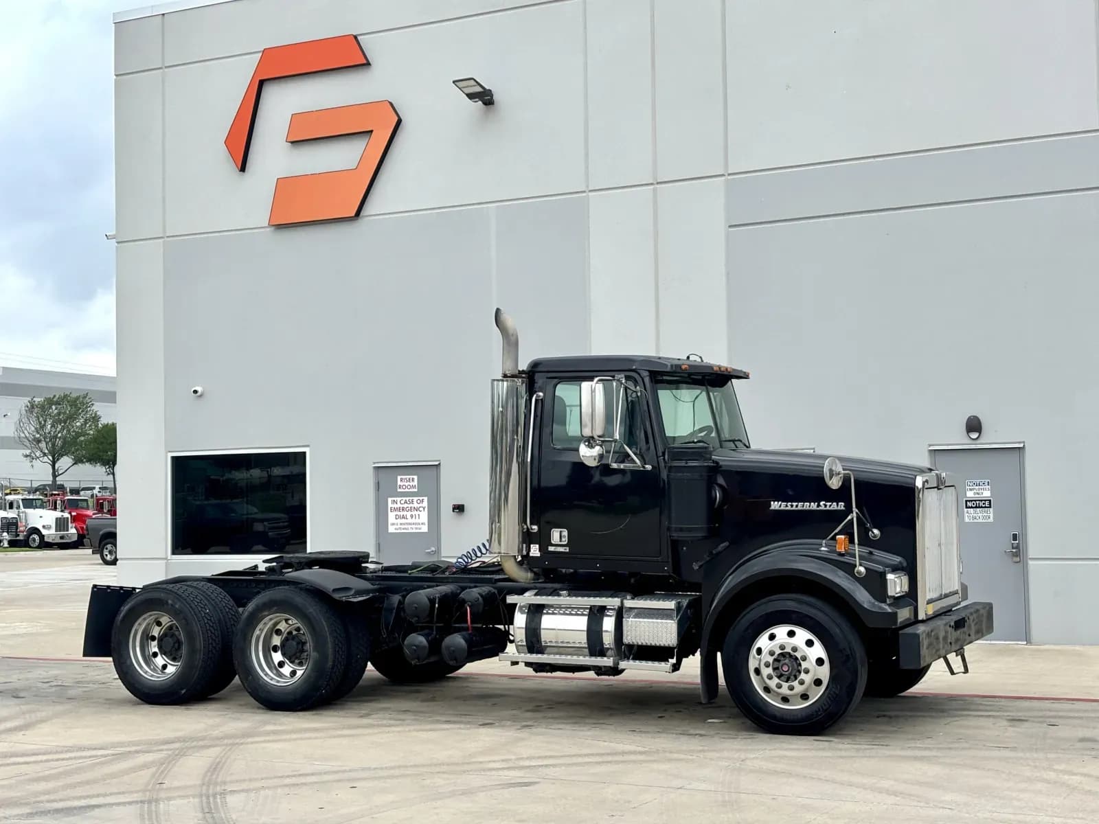 2019 Western Star 4900 - Day Cab
