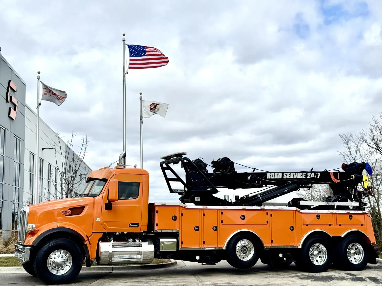 2017 Peterbilt 567 - Tow