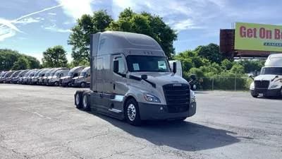 2024 Freightliner Cascadia - Sleeper