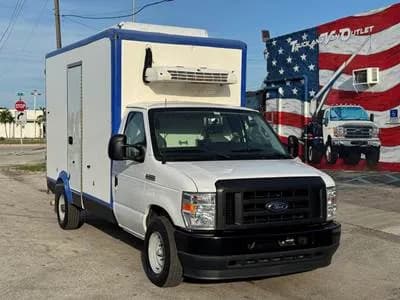 2023 Ford E-350 - Refrigerated