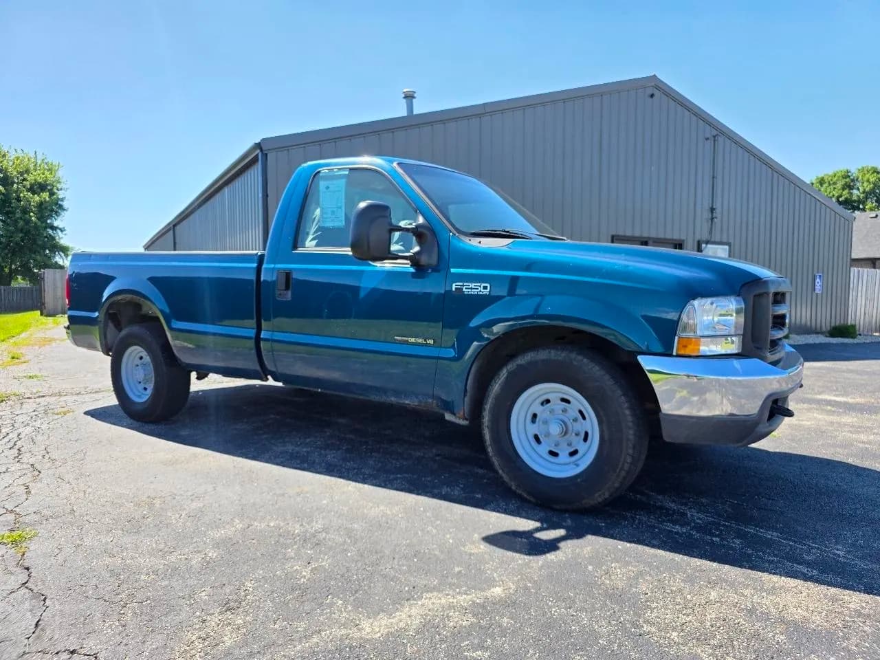 2000 Ford F-250 SD XL Reg Cab - Pickup